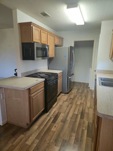 2009 Wahoo Drive, Mansfield, TX 76063