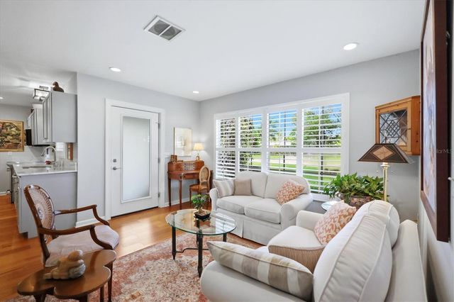 213 FIRENZE AVENUE W, Venice, FL 34285