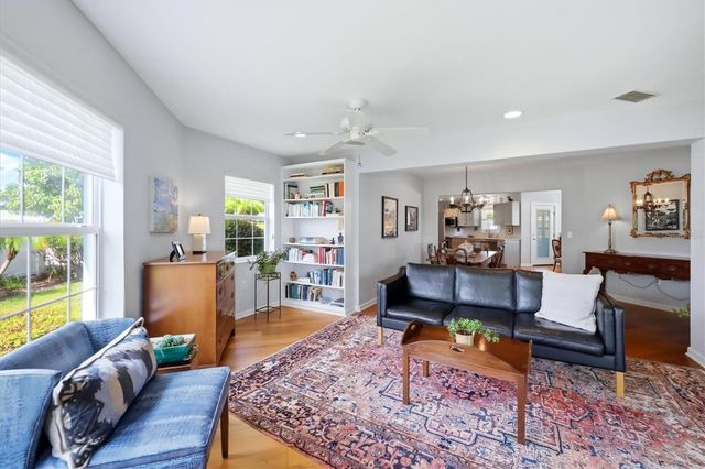 213 FIRENZE AVENUE W, Venice, FL 34285