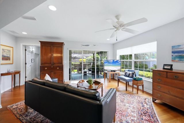 213 FIRENZE AVENUE W, Venice, FL 34285