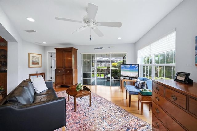 213 FIRENZE AVENUE W, Venice, FL 34285