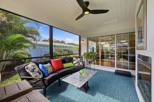 213 FIRENZE AVENUE W, Venice, FL 34285