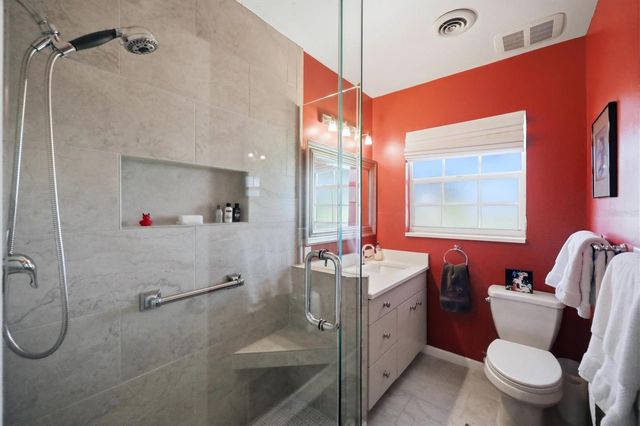 213 FIRENZE AVENUE W, Venice, FL 34285
