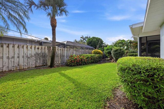213 FIRENZE AVENUE W, Venice, FL 34285