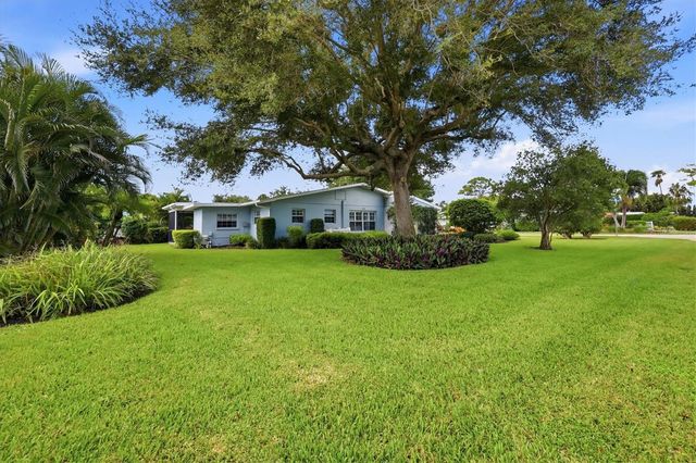 213 FIRENZE AVENUE W, Venice, FL 34285