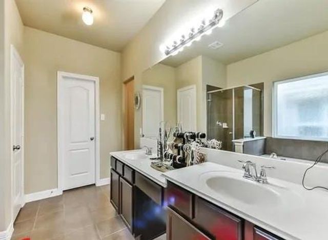 2575 Riverway Drive, Conroe, TX 77304