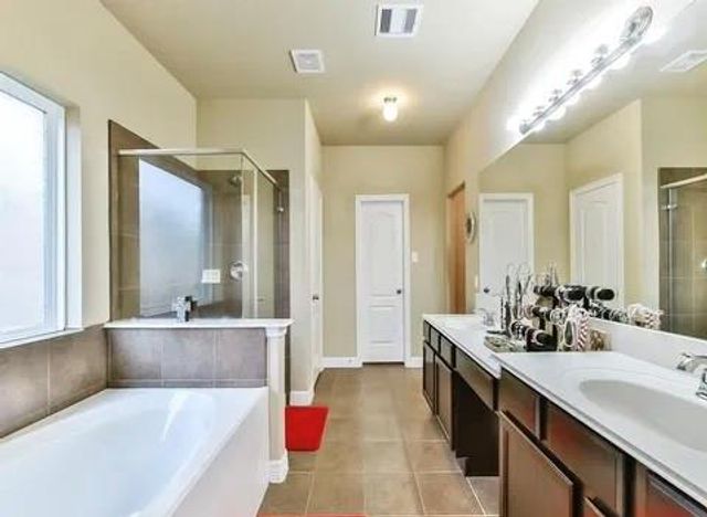 2575 Riverway Drive, Conroe, TX 77304