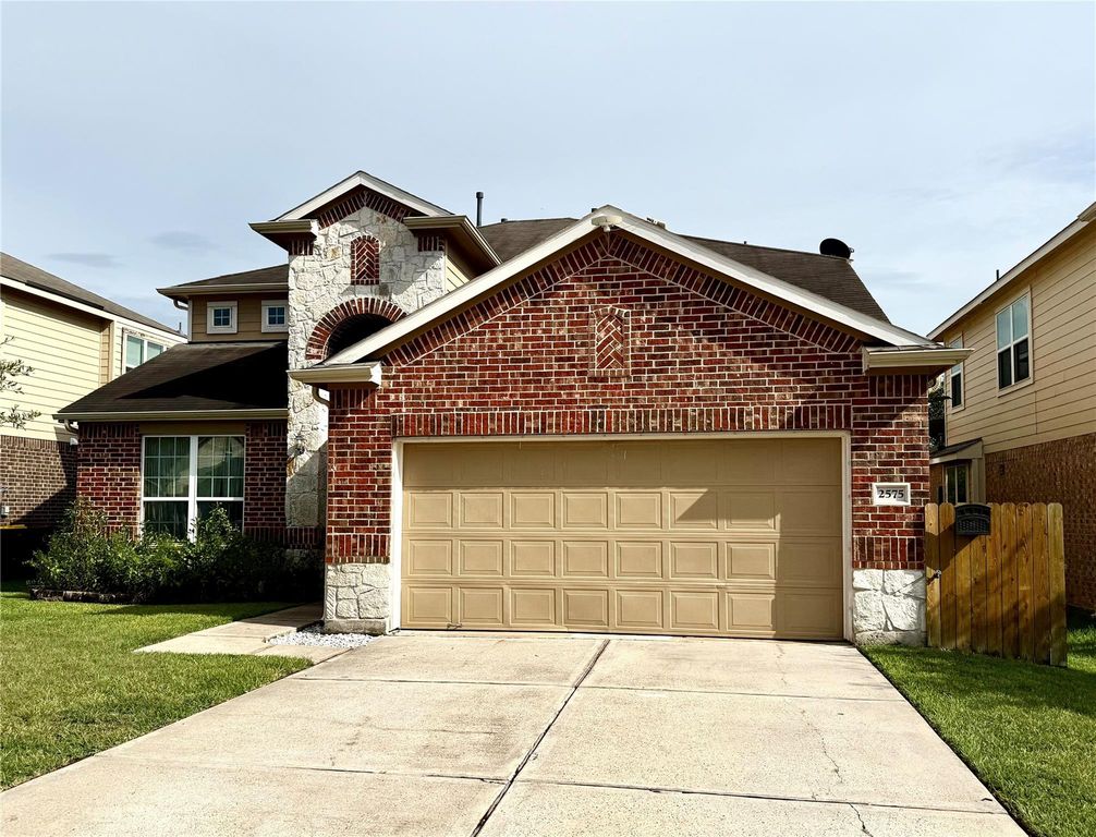 2575 Riverway Drive, Conroe, TX 77304