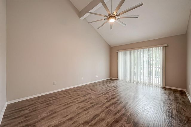 131 Cove Circle, Conroe, TX 77356