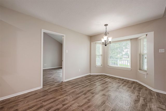 131 Cove Circle, Conroe, TX 77356