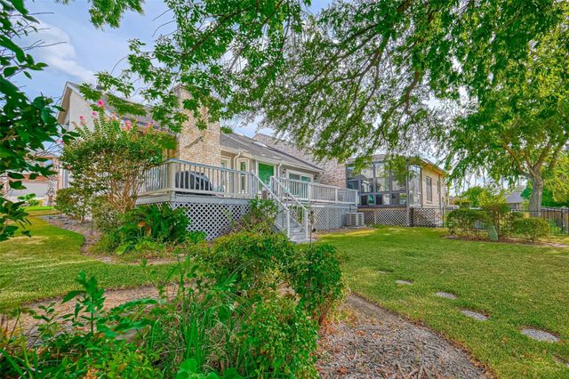 131 Cove Circle, Conroe, TX 77356