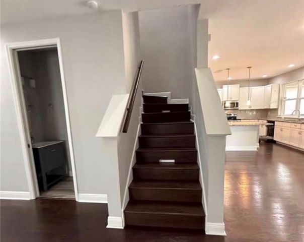 2813 ROSEGLEN WAY, Orlando, FL 32812