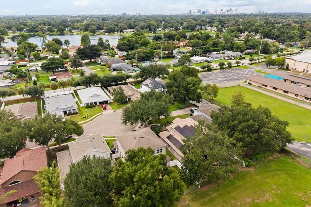 2813 ROSEGLEN WAY, Orlando, FL 32812