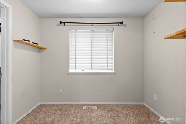 4932 Siskiyou Loop SE, Olympia, WA 98501