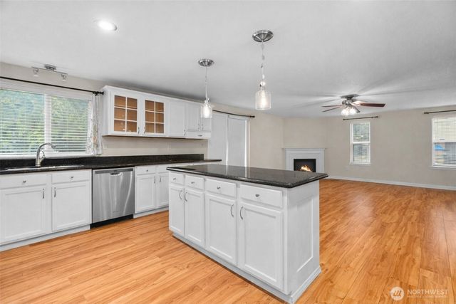 4932 Siskiyou Loop SE, Olympia, WA 98501