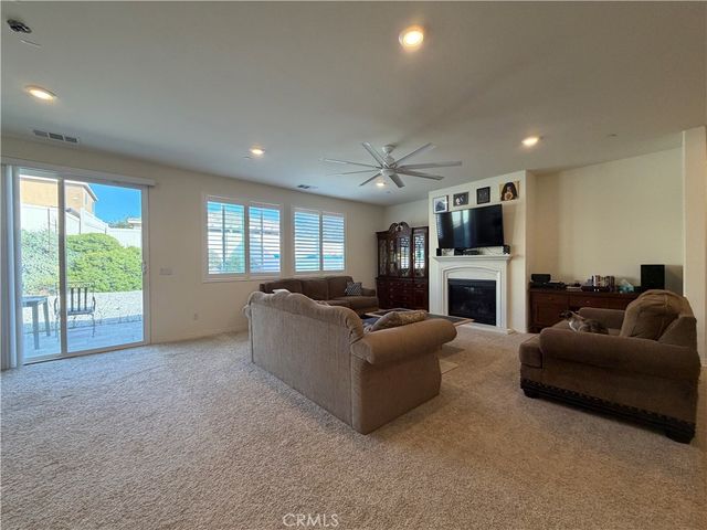 1011 Hazel Court, Calimesa, CA 92320