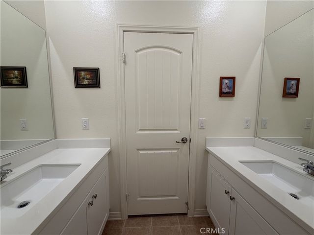 1011 Hazel Court, Calimesa, CA 92320