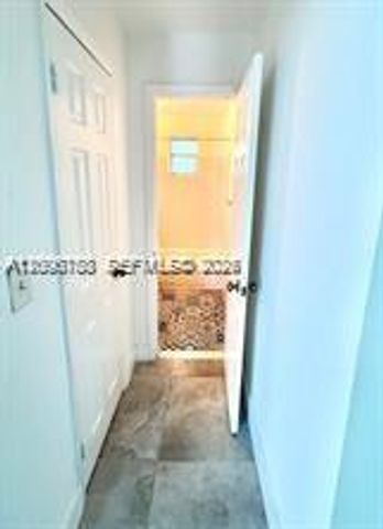 8960 NE 2nd Ave 1, El Portal, FL 33138