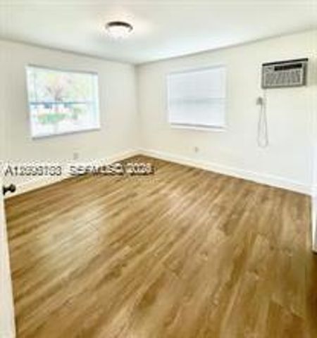 8960 NE 2nd Ave 1, El Portal, FL 33138
