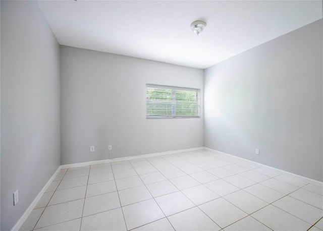 121 NW 36th Street Rear, Oakland Park, FL 33309