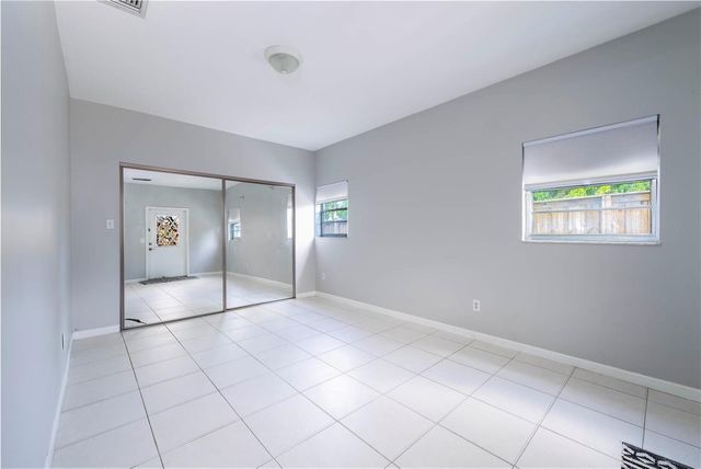 121 NW 36th Street Rear, Oakland Park, FL 33309