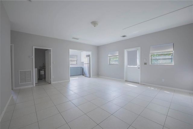 121 NW 36th Street Rear, Oakland Park, FL 33309