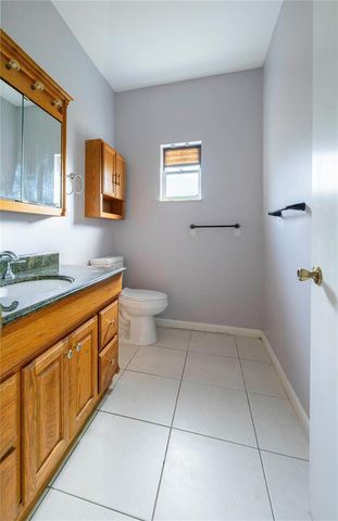 121 NW 36th Street Rear, Oakland Park, FL 33309