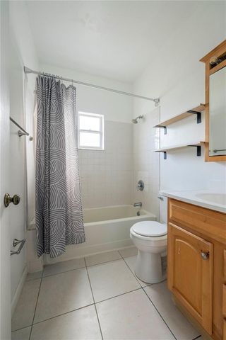 121 NW 36th Street Rear, Oakland Park, FL 33309