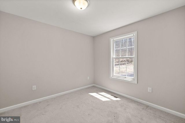 531 CHIPMUNK TRAIL LN, Linden, VA 22642