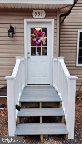 531 CHIPMUNK TRAIL LN, Linden, VA 22642