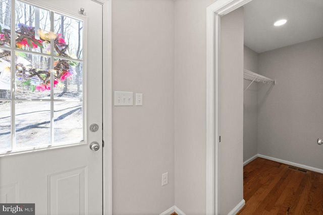 531 CHIPMUNK TRAIL LN, Linden, VA 22642