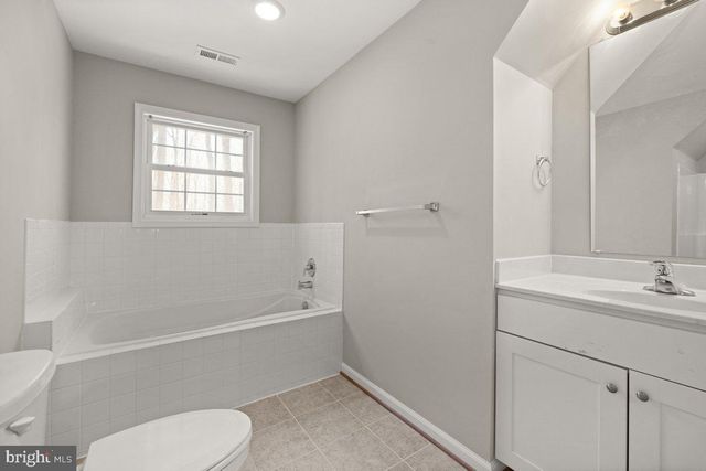 531 CHIPMUNK TRAIL LN, Linden, VA 22642