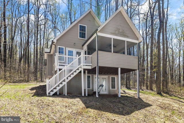 531 CHIPMUNK TRAIL LN, Linden, VA 22642