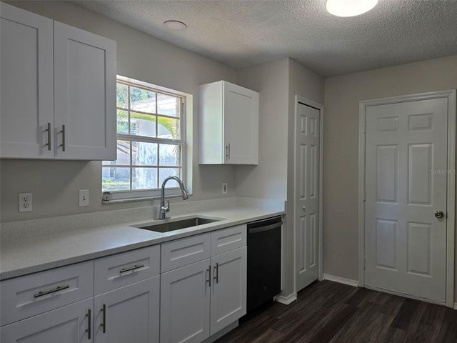 118 29TH STREET NW, Bradenton, FL 34205