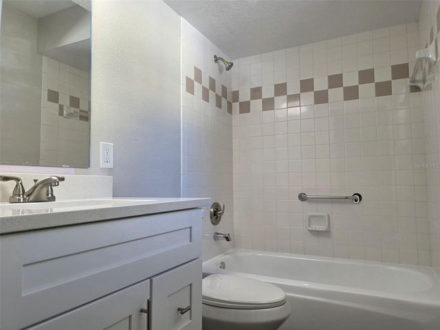 118 29TH STREET NW, Bradenton, FL 34205