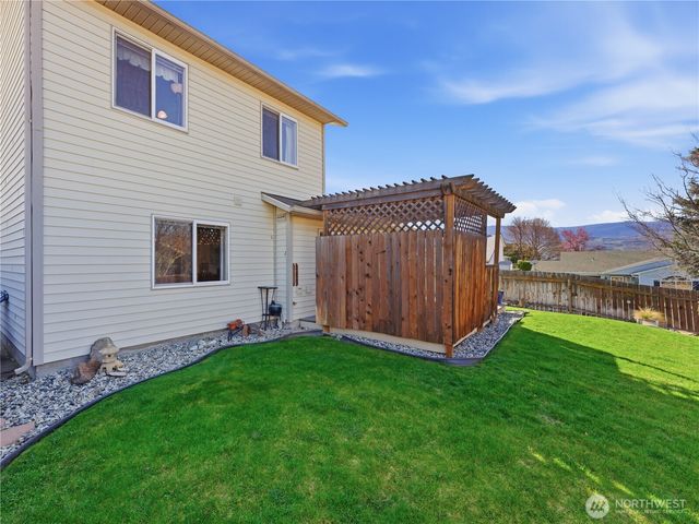 316 S Mary Avenue, East Wenatchee, WA 98802