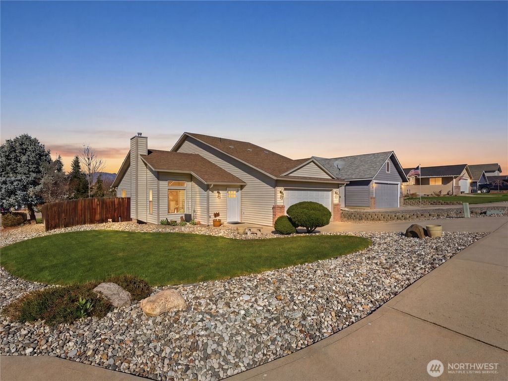 316 S Mary Avenue, East Wenatchee, WA 98802