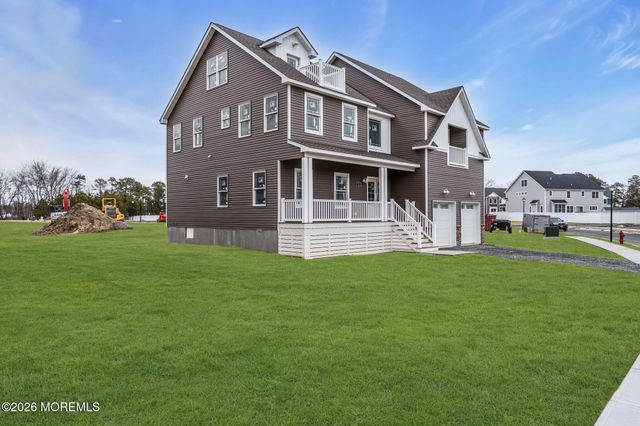 72 Saltspray Drive, Forked River, NJ 08731