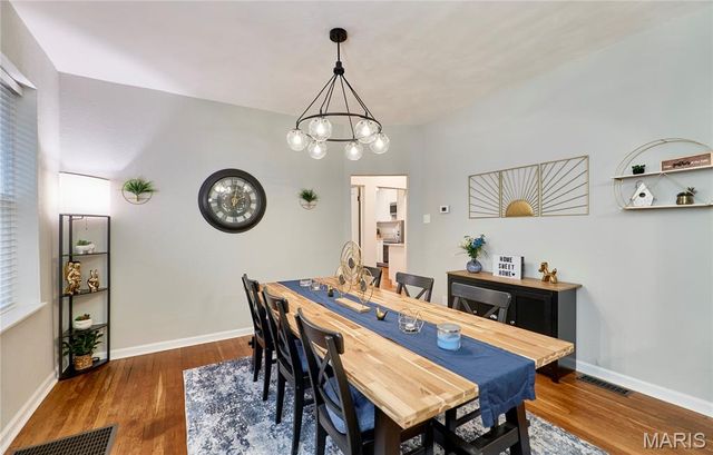 6139 Tennessee Avenue, St Louis, MO 63111