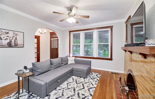 6139 Tennessee Avenue, St Louis, MO 63111