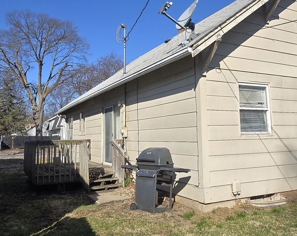 3913 10th Street, Des Moines, IA 50313