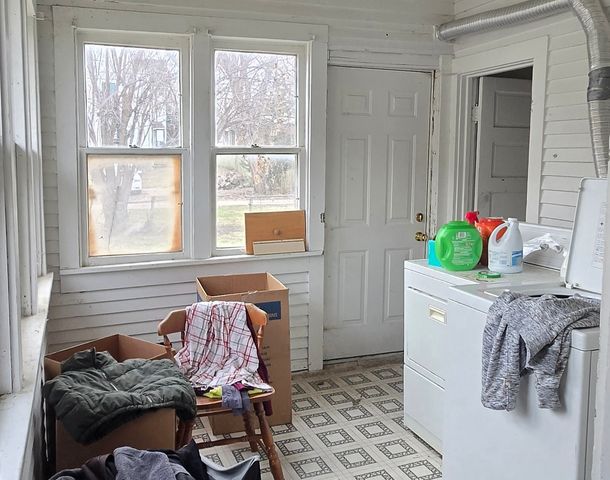 3913 10th Street, Des Moines, IA 50313