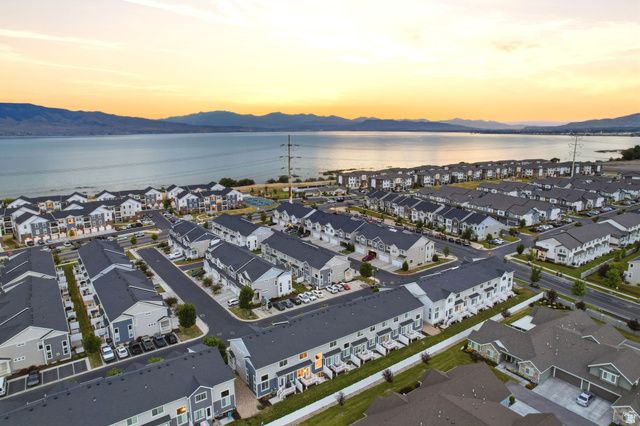 562 N 260 W, Vineyard, UT 84059