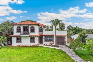 1358 Hopedale DR, Fort Myers, FL 33919