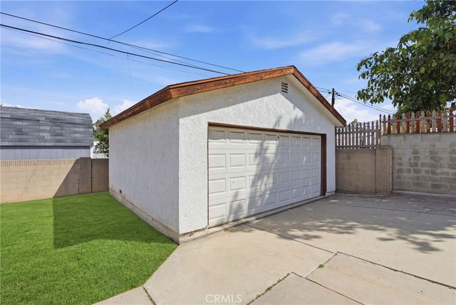 1311 W R, Wilmington, CA 90744