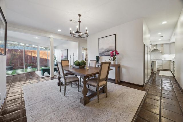 10818 Pepper Lane, Houston, TX 77079