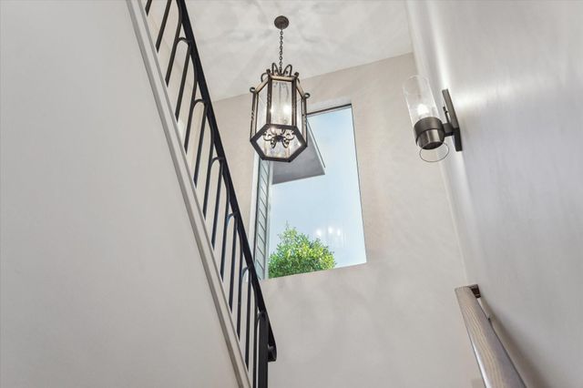 10818 Pepper Lane, Houston, TX 77079