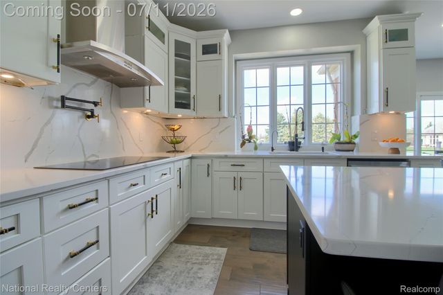 429 Delaford Court, Canton Charter Township, MI 48188