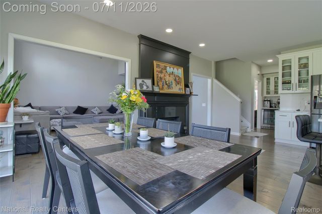 429 Delaford Court, Canton Charter Township, MI 48188