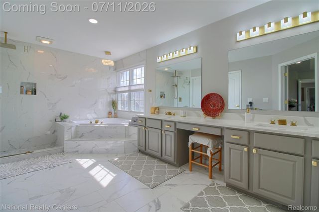 429 Delaford Court, Canton Charter Township, MI 48188